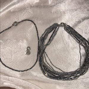 Sliver beaded set with earrings